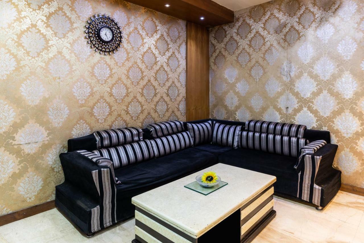 Oyo 41898 Balaji Palace Ratlām Exterior foto